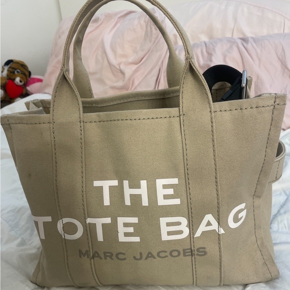brand new marc jacob’s tote bag in beige - Picture 1 of 2